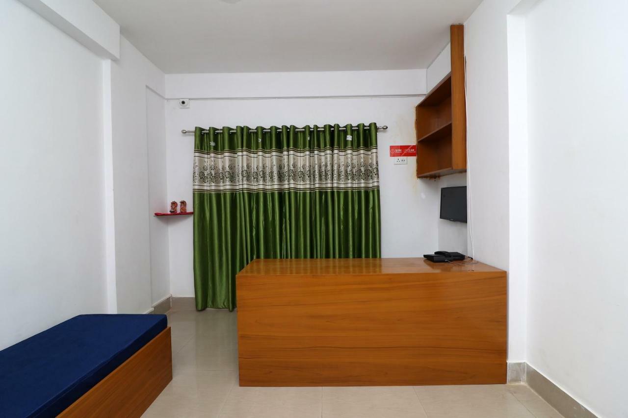 Oyo 30269 Amar Raj Inn Kolkata Exterior photo
